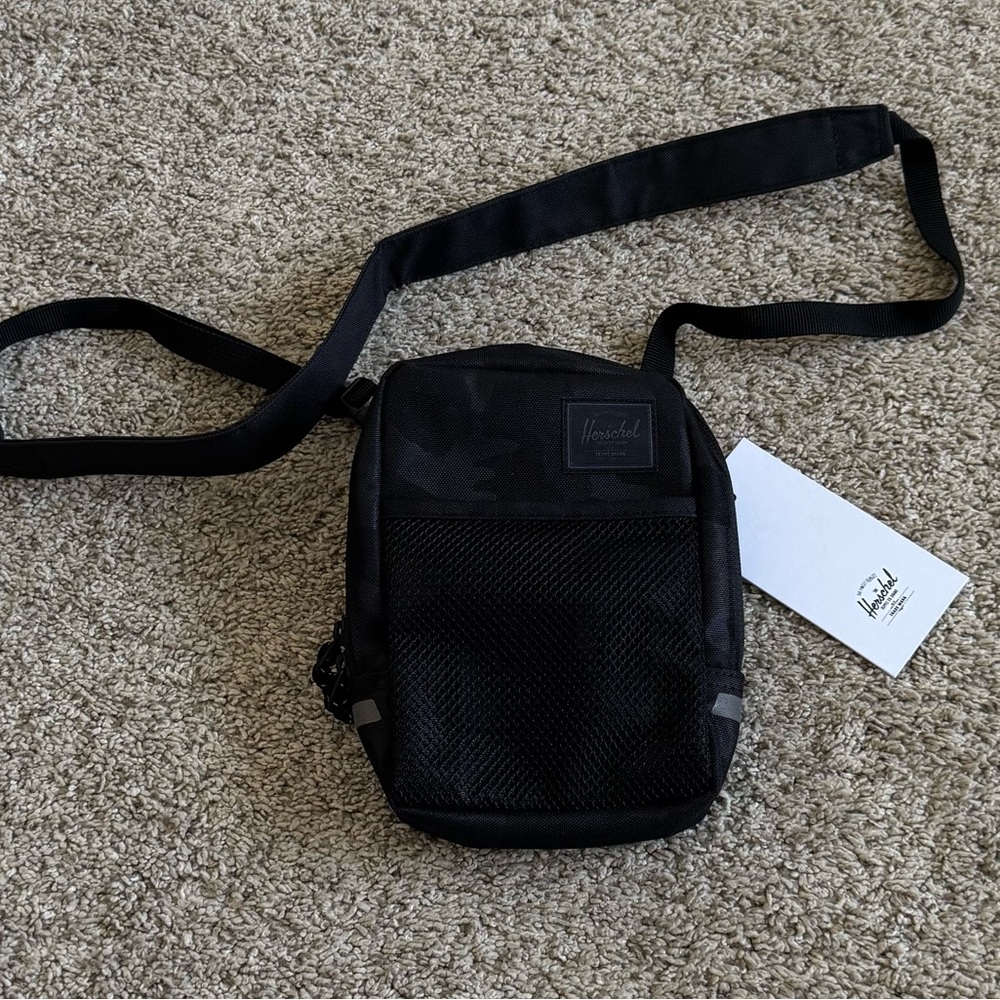 NWT Herschel Supply Co. Sinclair Crossbody
